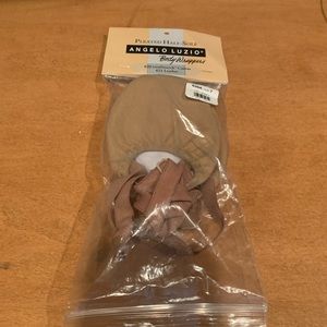 Angelo Luzio Body Wrappers Canvas Pirouettes